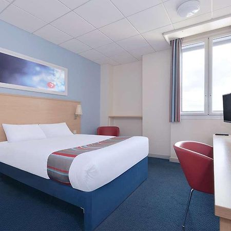 Travelodge Nuneaton Bedworth 部屋 写真