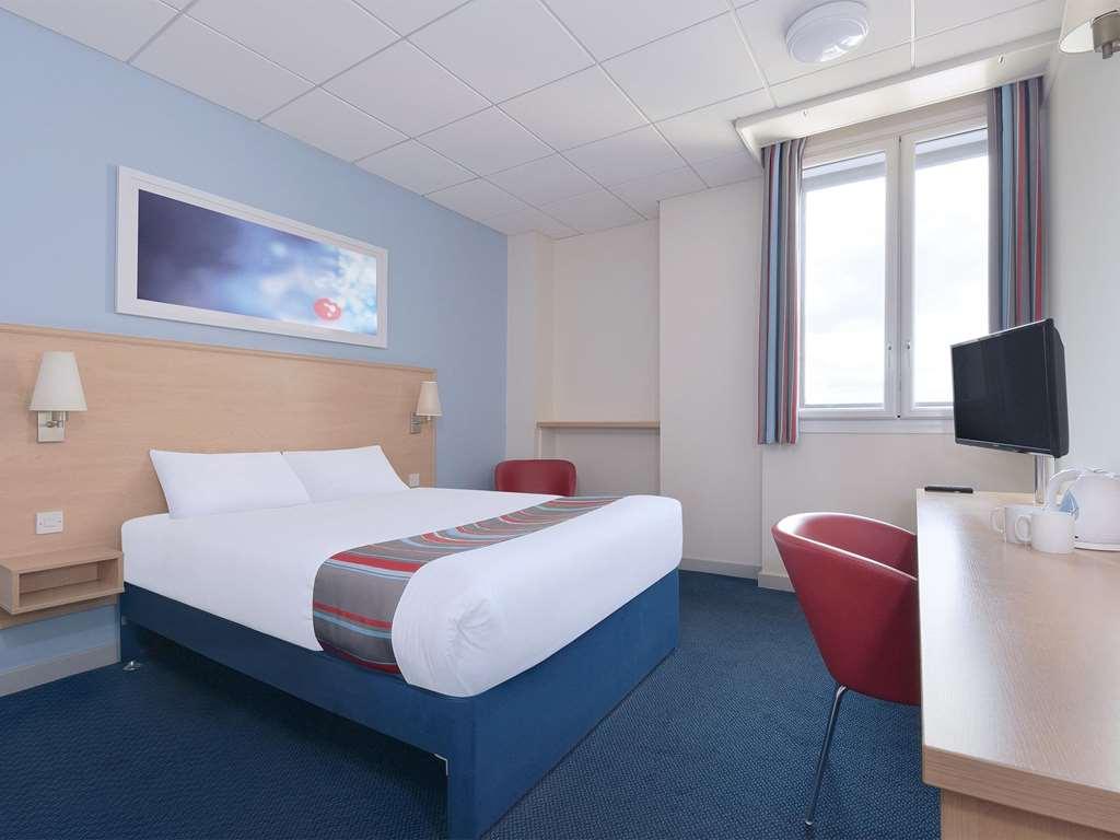 Travelodge Nuneaton Bedworth 部屋 写真